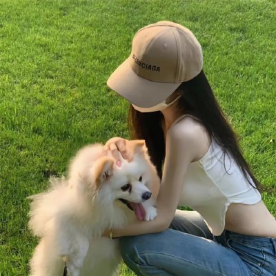 台风圈里的女人 封面